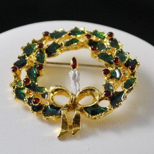 Vintage Christmas Holiday Jewelry Wreath With Candle Pin Brooch